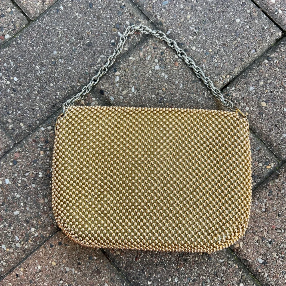 Bueno Gold Beaded Clutch with Chain Strap - Picture 7 of 11